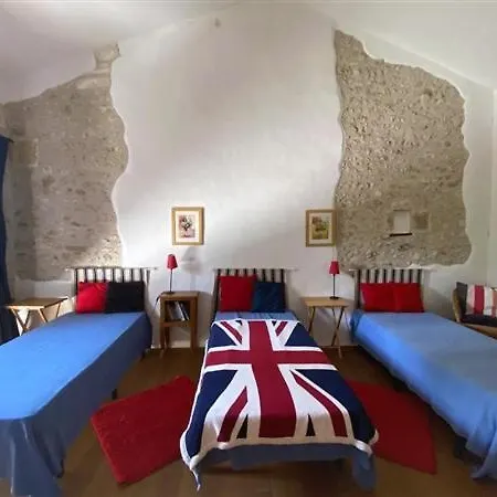 Ferme Composee De 5 *