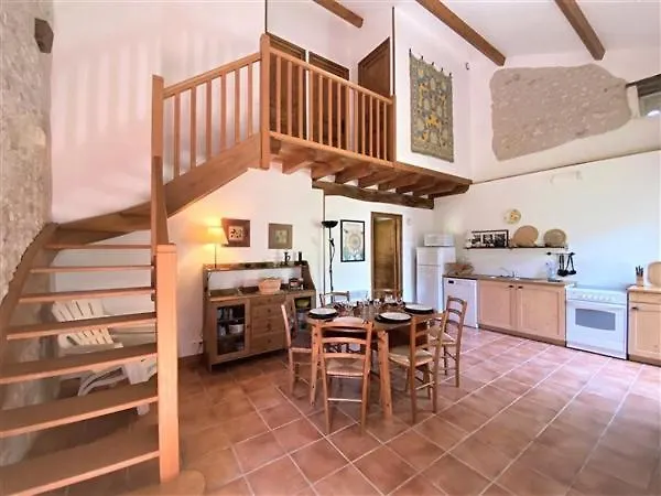 Ferme Composee De 5 Ronsenac (Charente)